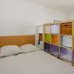 Stylish Studio Apartment Clignancourt